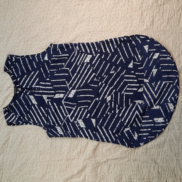 RW&CO sleeves blue and cream blouse, size medium - Picture 1 of 10